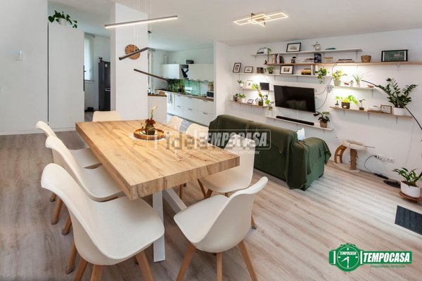 appartamento in vendita a Bergamo in zona Villaggio degli Sposi