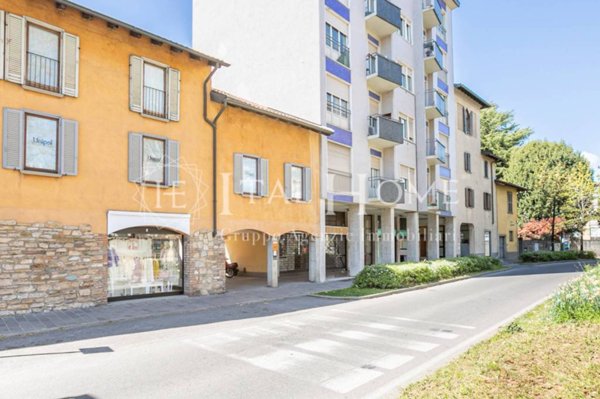 ufficio in vendita a Bergamo in zona Colognola
