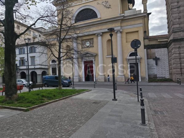 ufficio in vendita a Bergamo in zona Borgo Palazzo