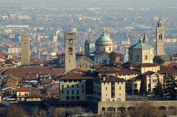 appartamento in vendita a Bergamo in zona Bergamo Centro