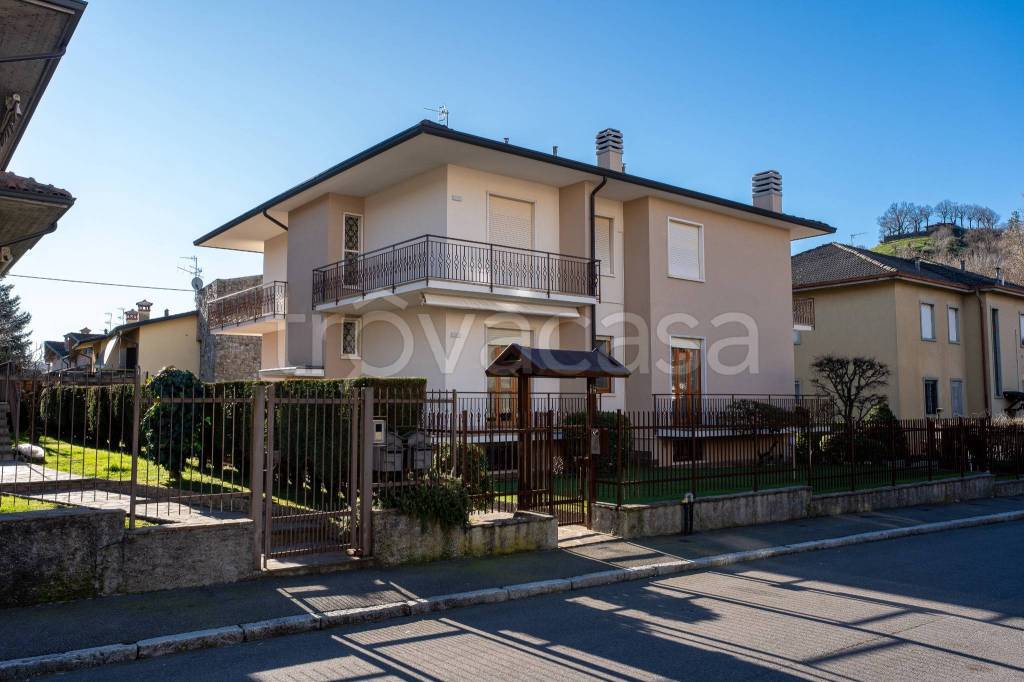 appartamento in vendita a Bergamo in zona Valtesse/Valverde