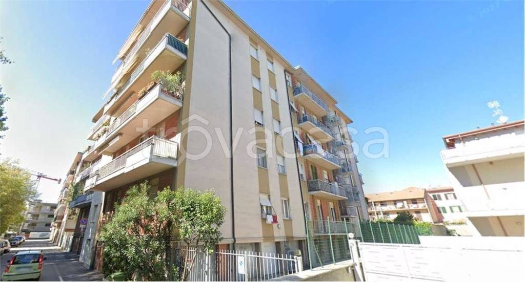 appartamento in vendita a Bergamo in zona Redona