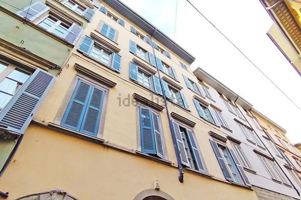 appartamento in vendita a Bergamo in zona Bergamo Centro