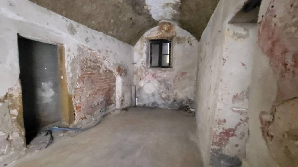 locale di sgombero in vendita a Bergamo in zona Borgo Pignolo