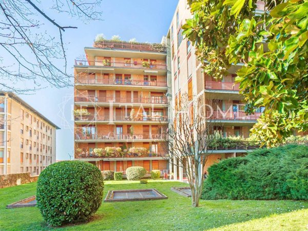 appartamento in vendita a Bergamo in zona Borgo Pignolo