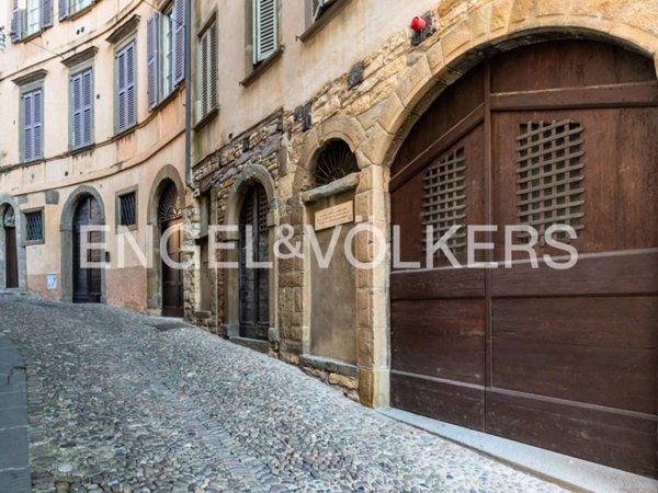 appartamento in vendita a Bergamo in zona Città Alta
