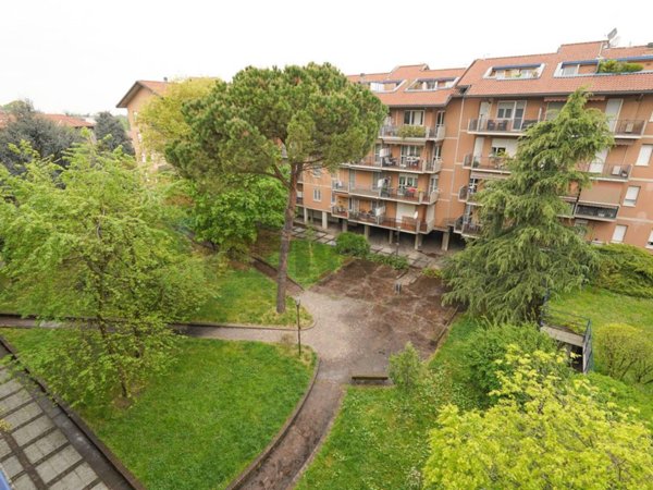 appartamento in vendita a Bergamo in zona Colognola