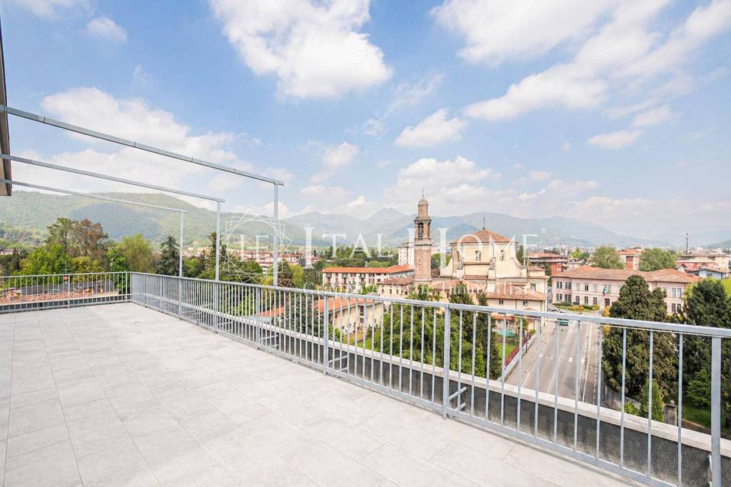 appartamento in vendita a Bergamo in zona Redona