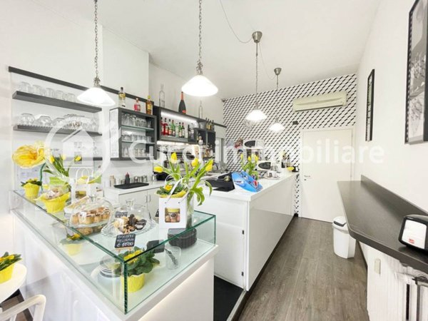 negozio in vendita a Bergamo in zona Longuelo