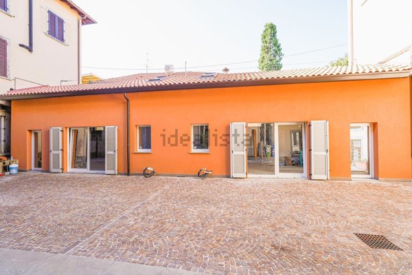 casa indipendente in vendita a Bergamo in zona Loreto
