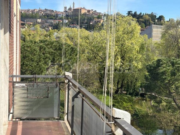 appartamento in vendita a Bergamo in zona Bergamo Centro