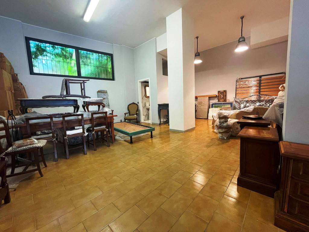 ufficio in vendita a Bergamo in zona Borgo Palazzo