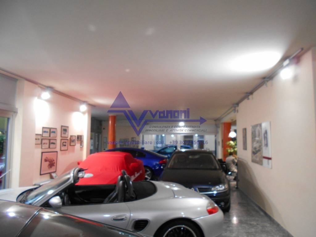 negozio in vendita a Bergamo in zona Bergamo Centro