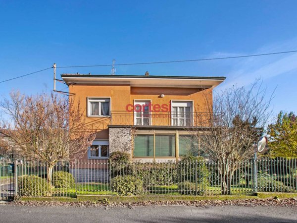 casa indipendente in vendita a Bergamo in zona Valtesse/Valverde