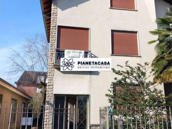 casa indipendente in vendita a Bergamo in zona Redona