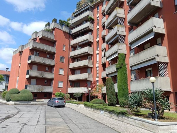 appartamento in vendita a Bergamo in zona Colognola