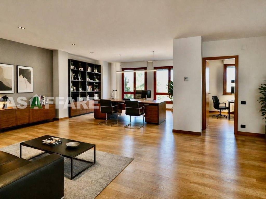 ufficio in vendita a Bergamo in zona Boccaleone