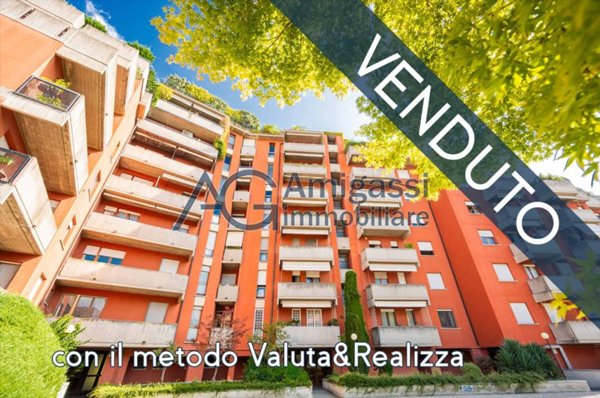 appartamento in vendita a Bergamo in zona Canovine