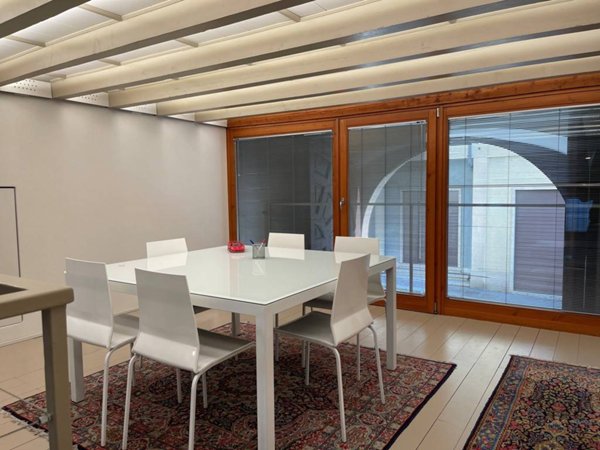 ufficio in vendita a Bergamo in zona Redona