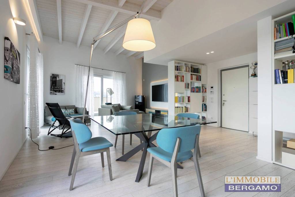 appartamento in vendita a Bergamo in zona Borgo Palazzo