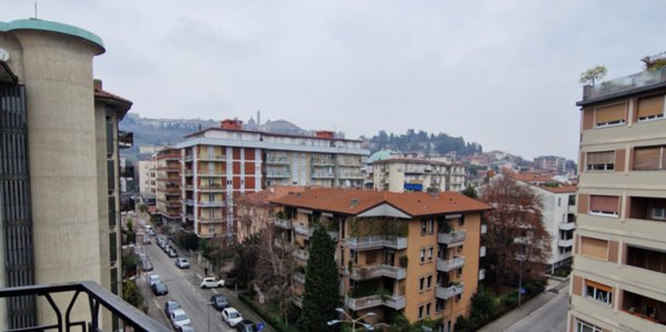 appartamento in vendita a Bergamo in zona Città Alta