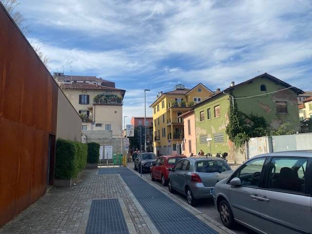 intera palazzina in vendita a Bergamo in zona Borgo Palazzo