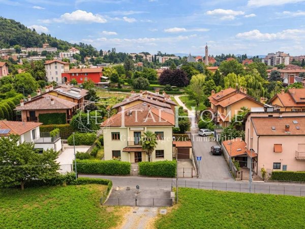 casa indipendente in vendita a Bergamo in zona Valtesse/Valverde