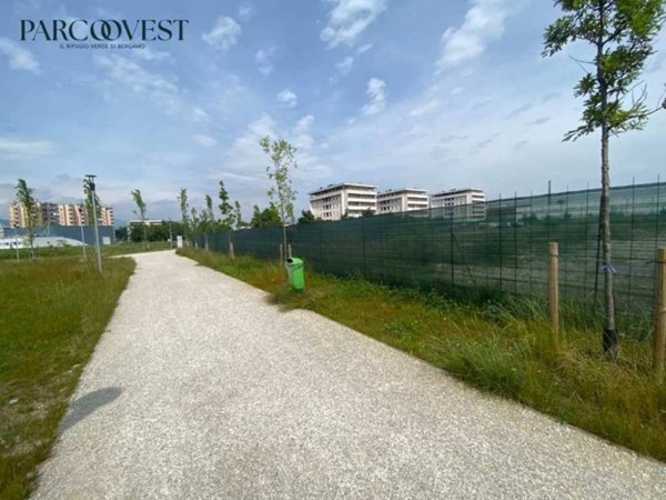 appartamento in vendita a Bergamo in zona Villaggio degli Sposi