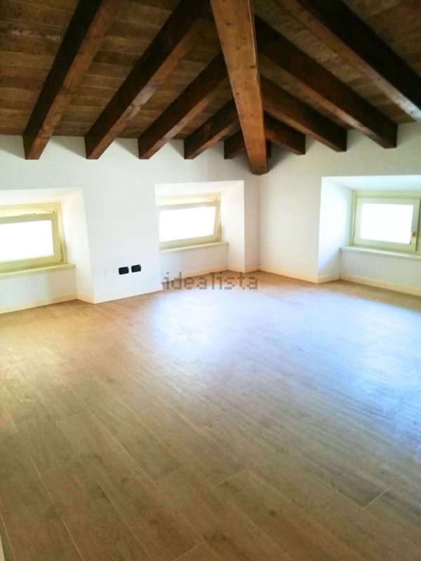 appartamento in vendita a Bergamo in zona Bergamo Centro