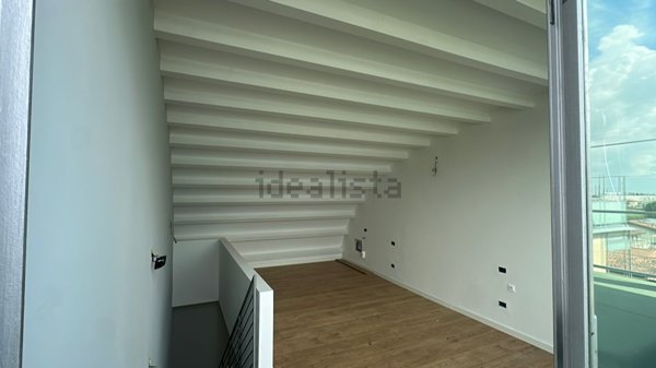 appartamento in vendita a Bergamo in zona Villaggio degli Sposi