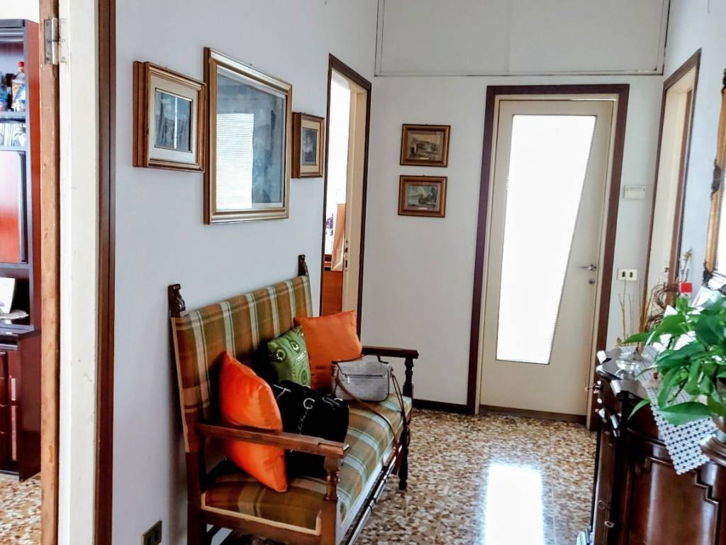 appartamento in vendita a Bergamo in zona Borgo Palazzo