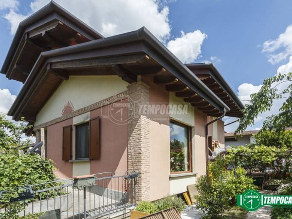 casa indipendente in vendita a Bergamo in zona Borgo Pignolo