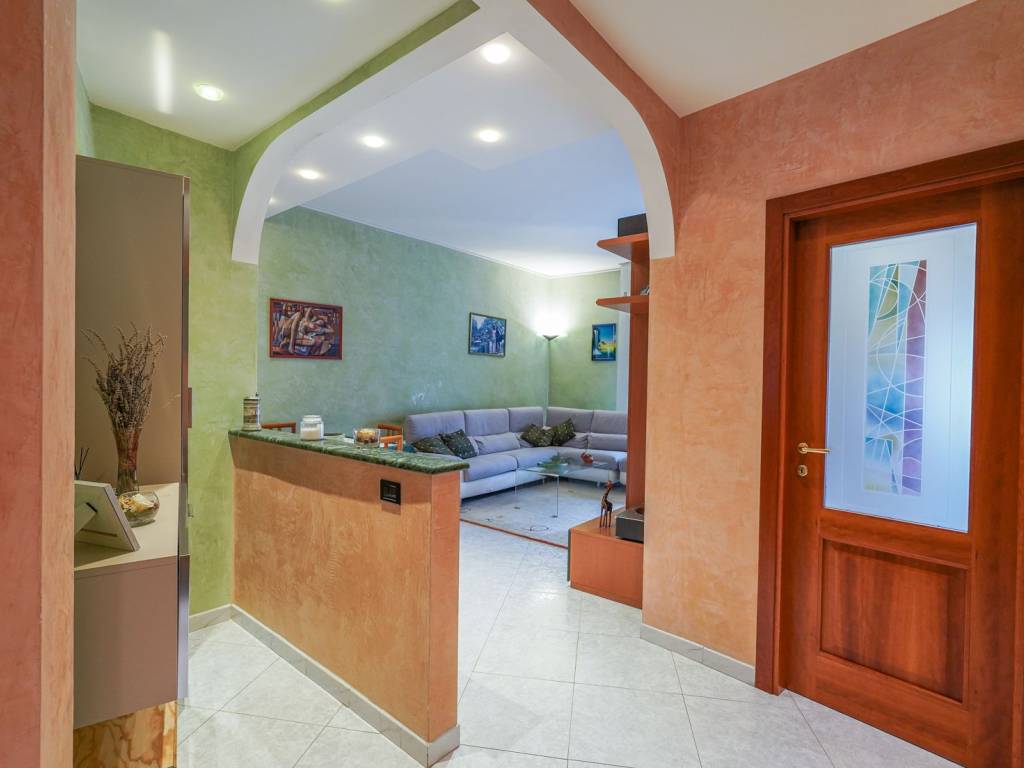 appartamento in vendita a Bergamo in zona Colognola