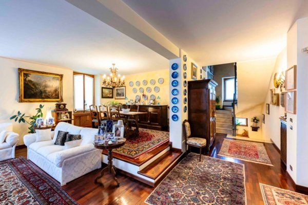 casa indipendente in vendita a Bergamo in zona Borgo Pignolo