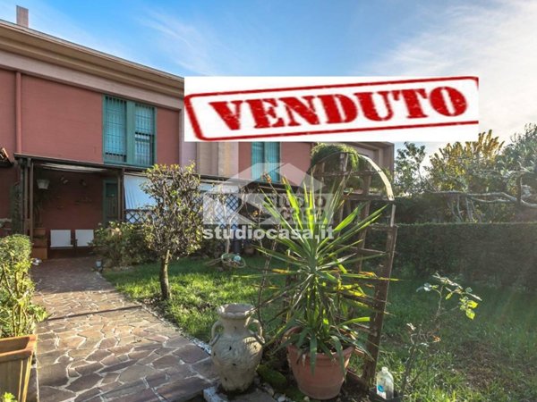 casa indipendente in vendita a Bergamo in zona Colognola