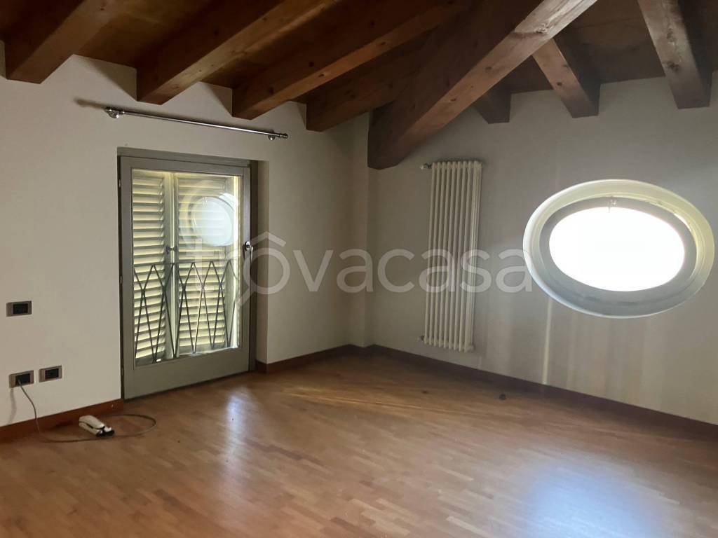 casa indipendente in vendita a Bergamo in zona San Giorgio