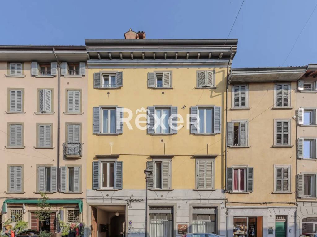 appartamento in vendita a Bergamo in zona Borgo Palazzo