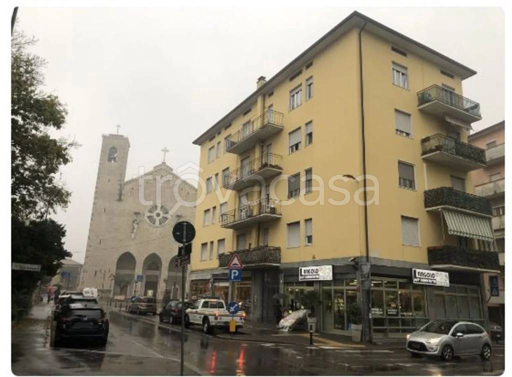 appartamento in vendita a Bergamo in zona Città Alta