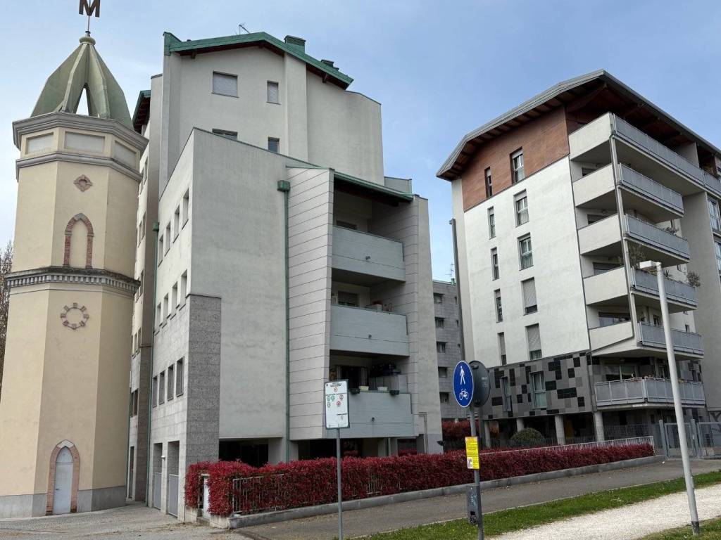 appartamento in vendita a Bergamo in zona Canovine
