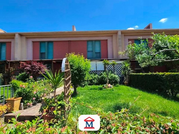 casa indipendente in vendita a Bergamo in zona Borgo Pignolo