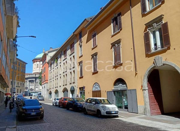 appartamento in vendita a Bergamo in zona Bergamo Centro