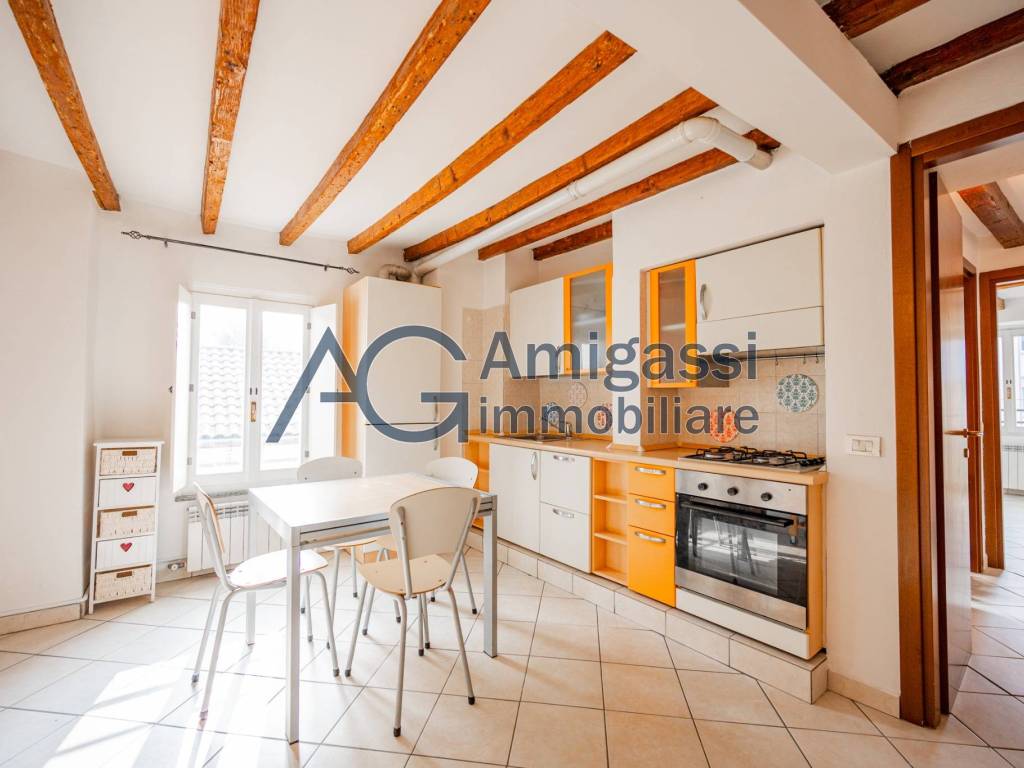 appartamento in vendita a Bergamo in zona Borgo Palazzo
