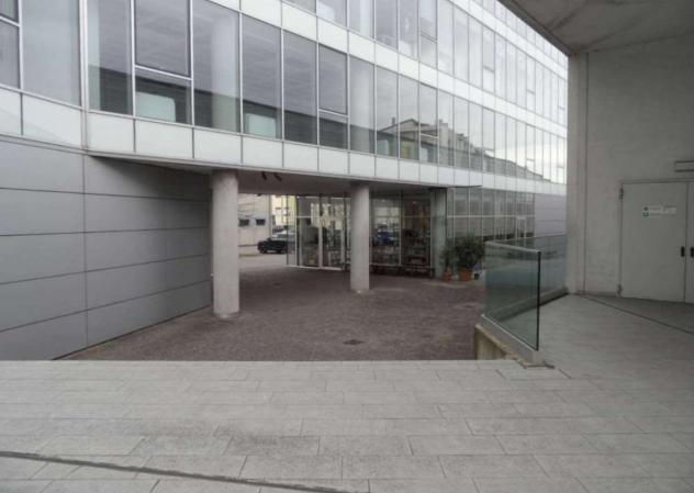 negozio in vendita a Bergamo in zona Malpensata