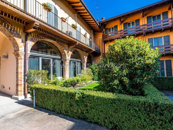 appartamento in vendita a Bergamo in zona Colognola