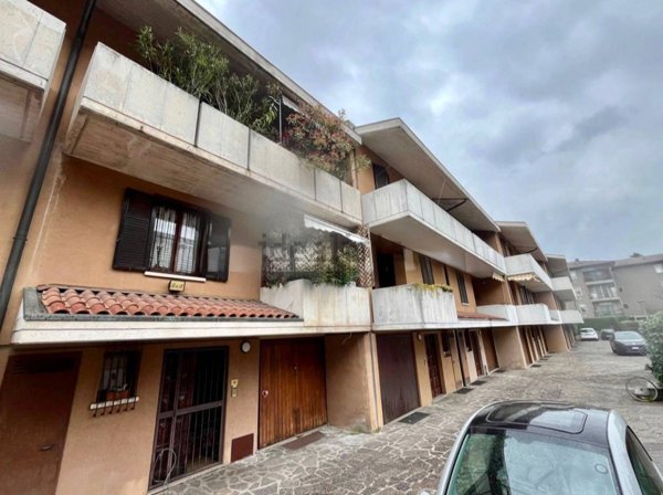 casa indipendente in vendita a Bergamo in zona Colognola