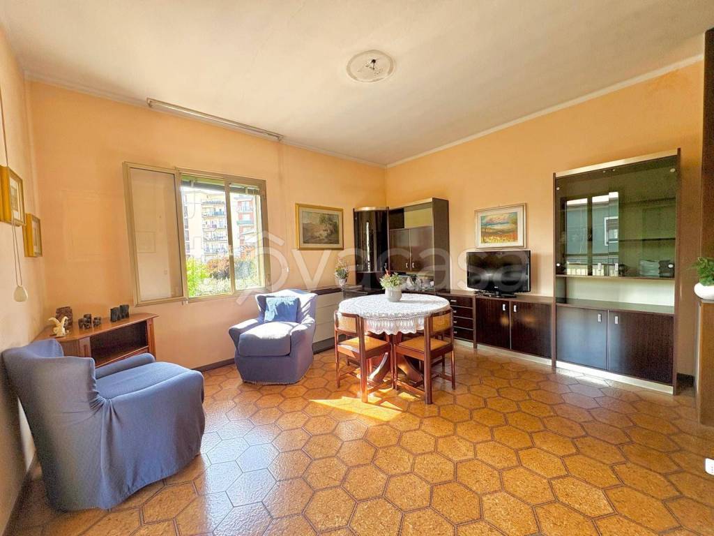 appartamento in vendita a Bergamo in zona Bergamo Centro