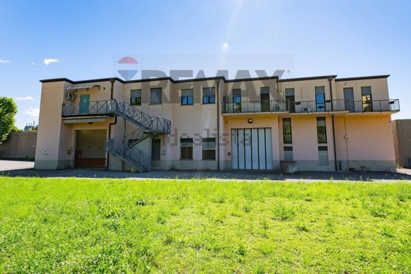 ufficio in vendita a Bergamo in zona Borgo Palazzo