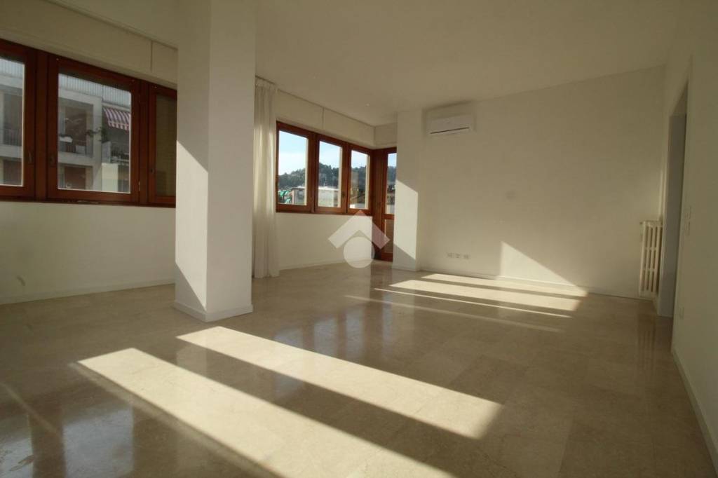 appartamento in vendita a Bergamo