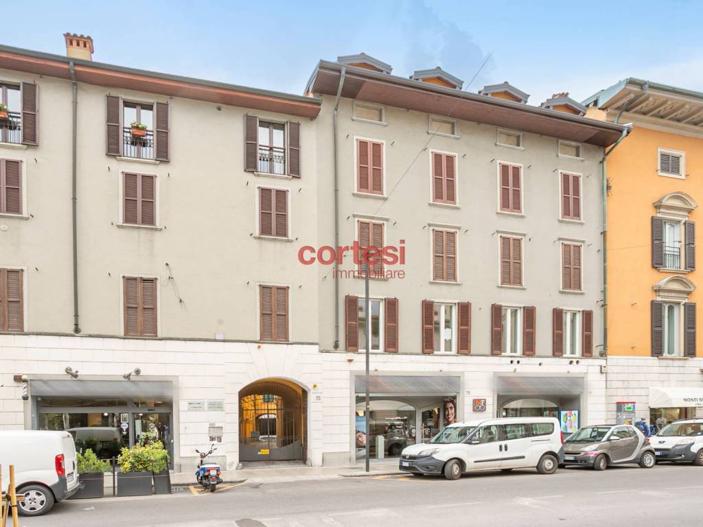 appartamento in vendita a Bergamo in zona Bergamo Centro
