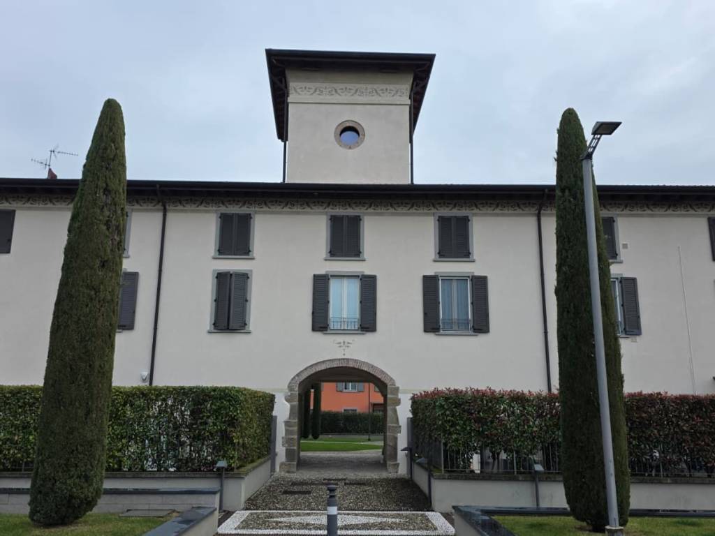 appartamento in vendita a Bergamo in zona Borgo Santa Caterina